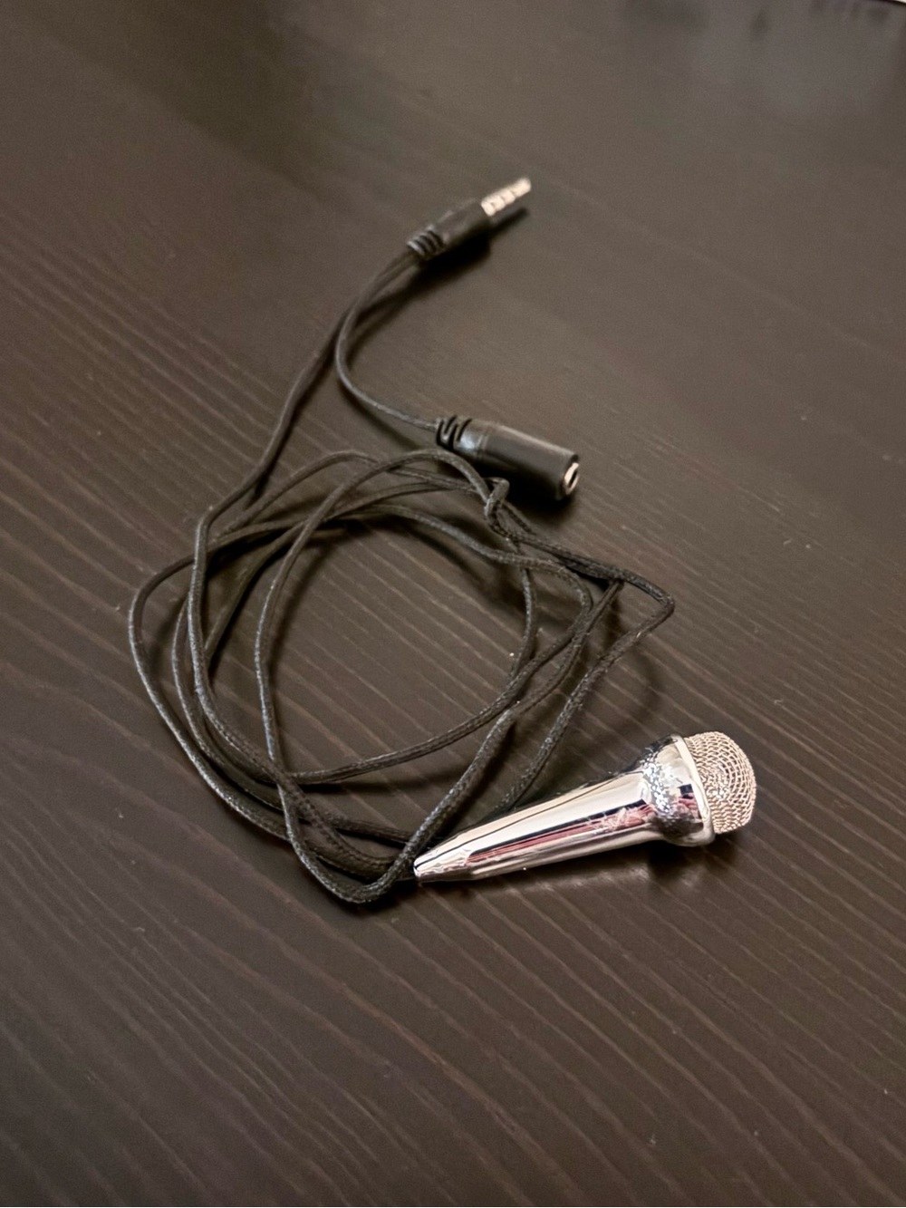 Mini Microphone 🎤 - Picture 3 of 3